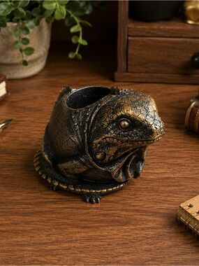 Green Iguana Planter Pen Holder Bronze Tone Streamline